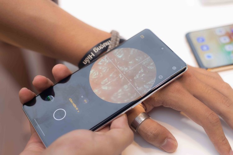 Soi mọi thứ bằng kính hiển vi của OPPO Reno8 T 5G