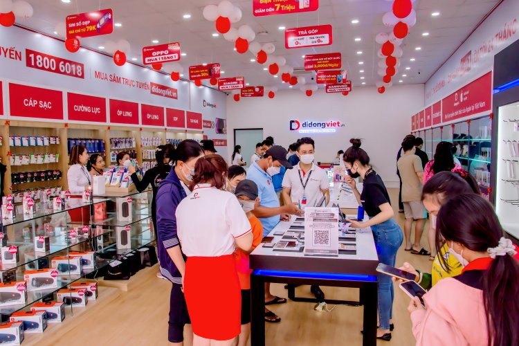 Hàng loạt điện thoại và phụ kiện giảm giá sâu dịp ngày đôi 3/3