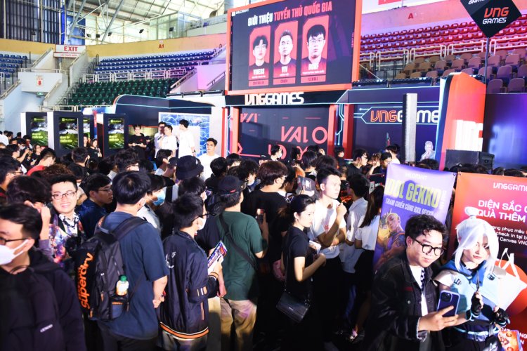 Game thủ 'cháy' hết mình tại Ngày hội Game Việt Nam 2023