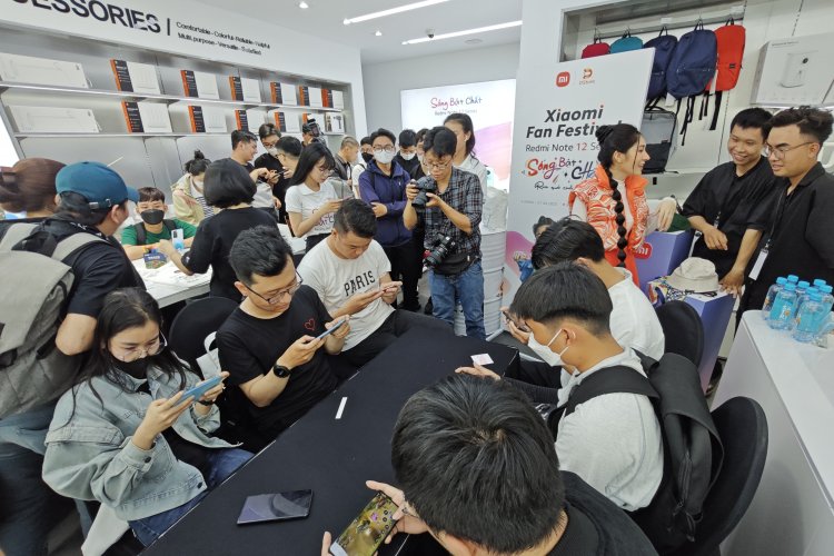 Redmi Note 12 series 'cháy hàng' với hơn 22.000 đơn đặt trước