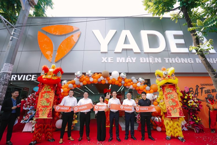 Yadea khai trương showroom đầu tiên theo tiêu chuẩn mới