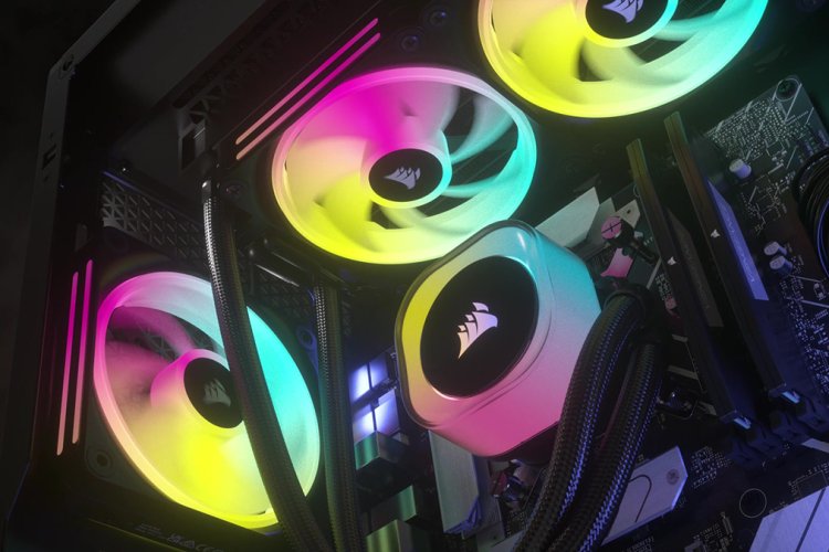 CORSAIR mở bán loạt linh kiện iCUE LINK thông minh
