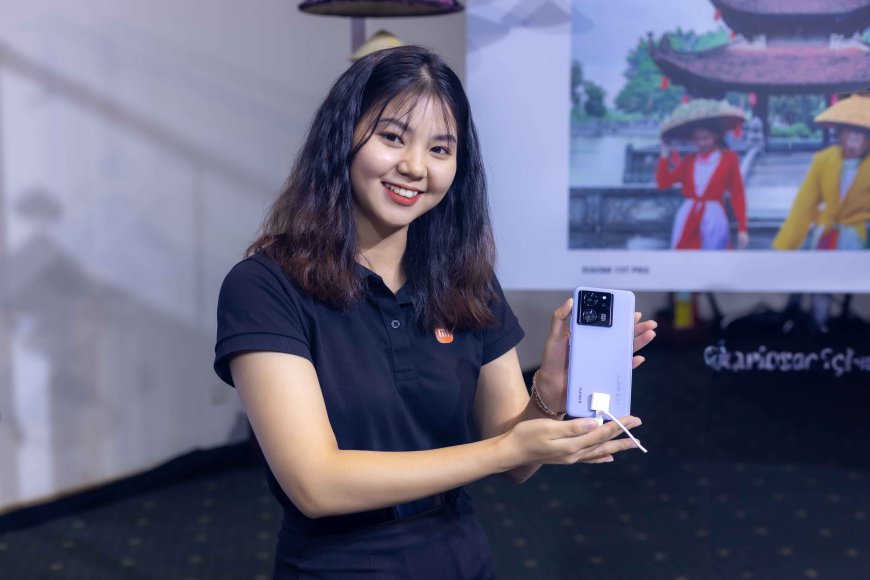 Cận cảnh điện thoại Xiaomi 13T và 13T Pro