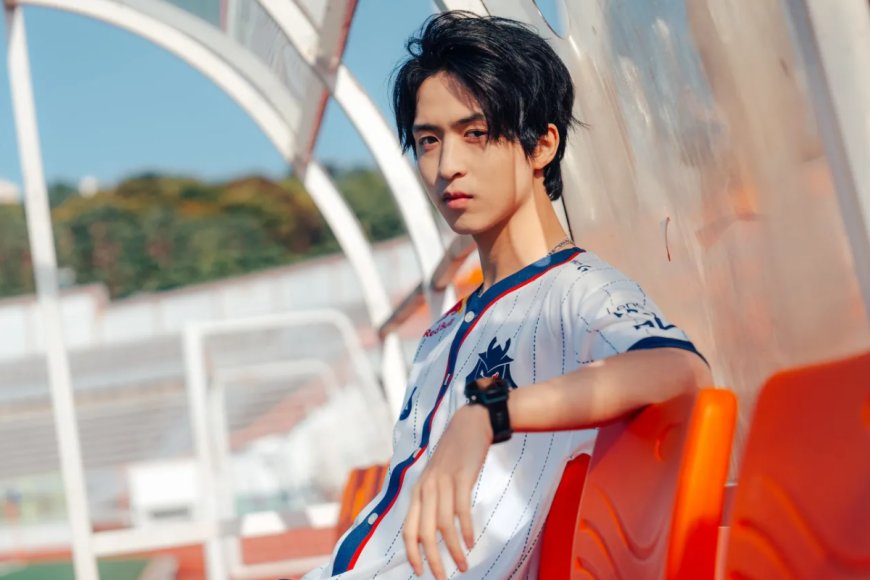 Người hâm mộ Kpop 'truy lùng' tuyển thủ LMHT điển trai Hans Sama