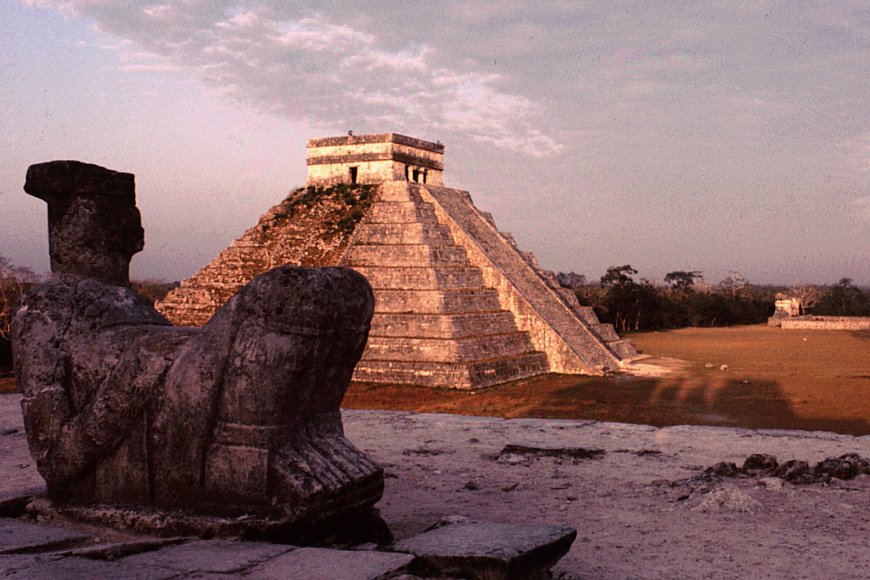 Sau 1.800 năm, 'bóng ma' từ thành cổ Maya vẫn đủ hại người
