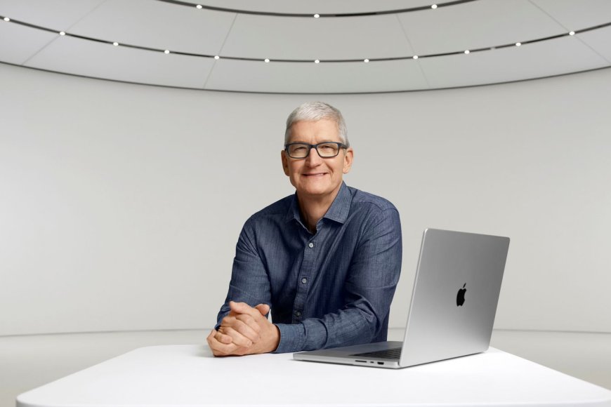 Tim Cook bán lượng lớn cổ phiếu Apple, thu về 32 triệu USD
