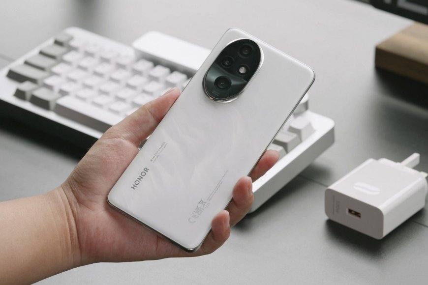 EWC 2024: HONOR 200 Pro là thiết bị thi đấu cho các game mobile