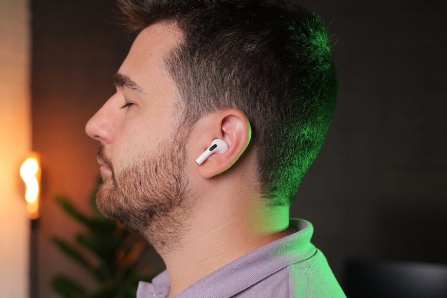 Tính năng đột phá trên AirPods Pro 2