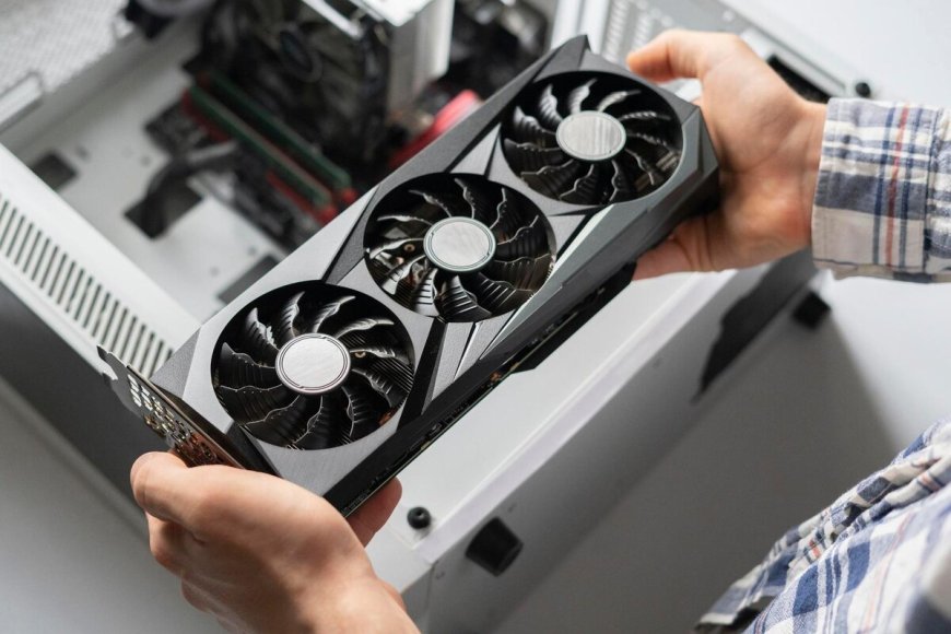 Card đồ họa RTX 5090 và 5080 có giá 'trên trời'