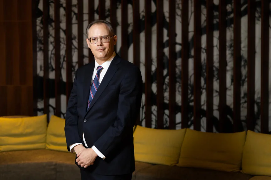 CEO Epic Games gọi Apple và Google là bọn 'xã hội đen'
