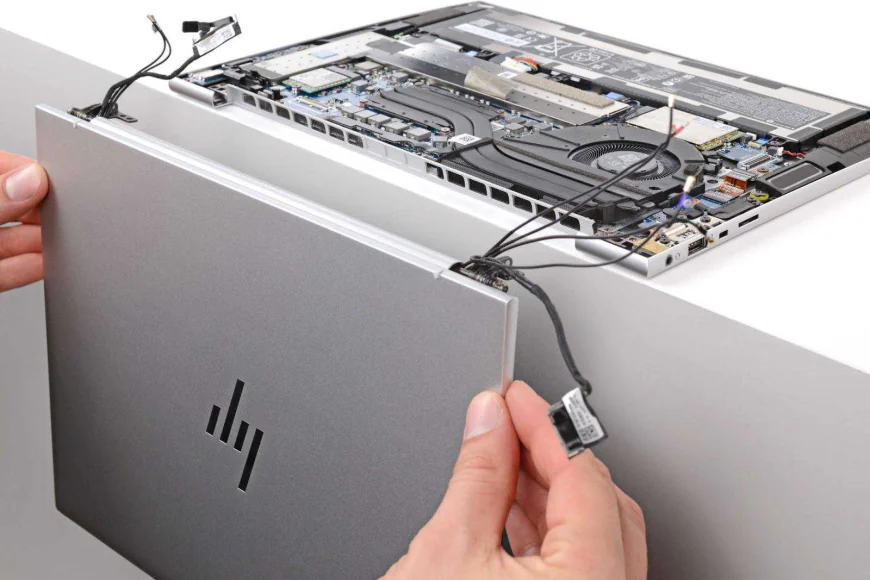 HP thúc đẩy xu hướng tự sửa chữa với dòng laptop mới