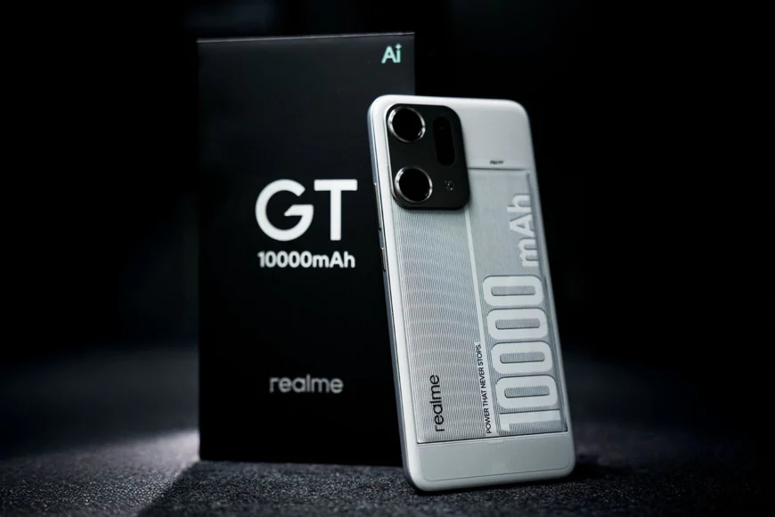 realme hé lộ smartphone pin 10.000 mAh