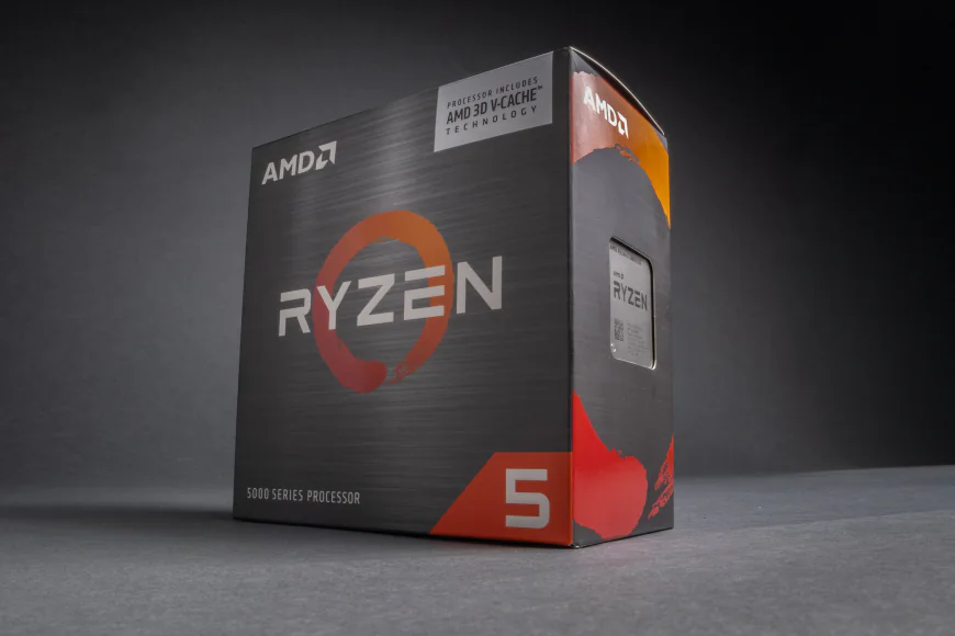 AMD bất ngờ tung chip giá 'mềm' Ryzen 5 5500X3D cho game thủ