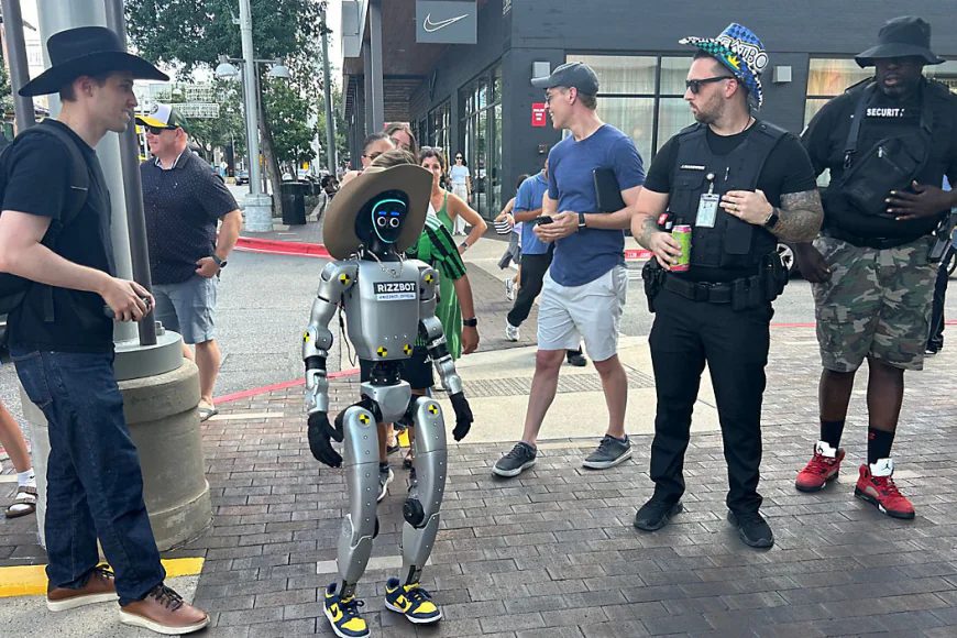 Robot phong cách cao bồi, trò chuyện như Gen Z