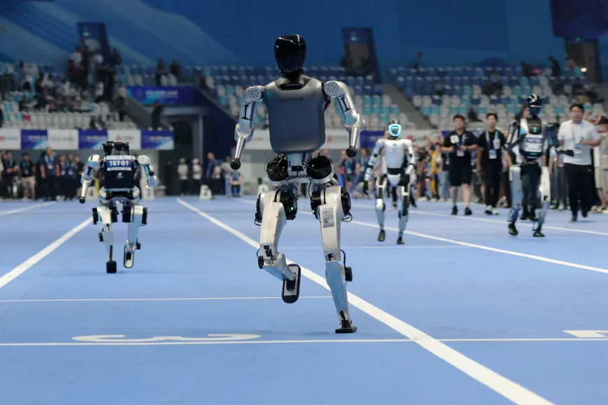 Thế vận hội Trung Quốc chào đón cuộc đua robot đầu tiên