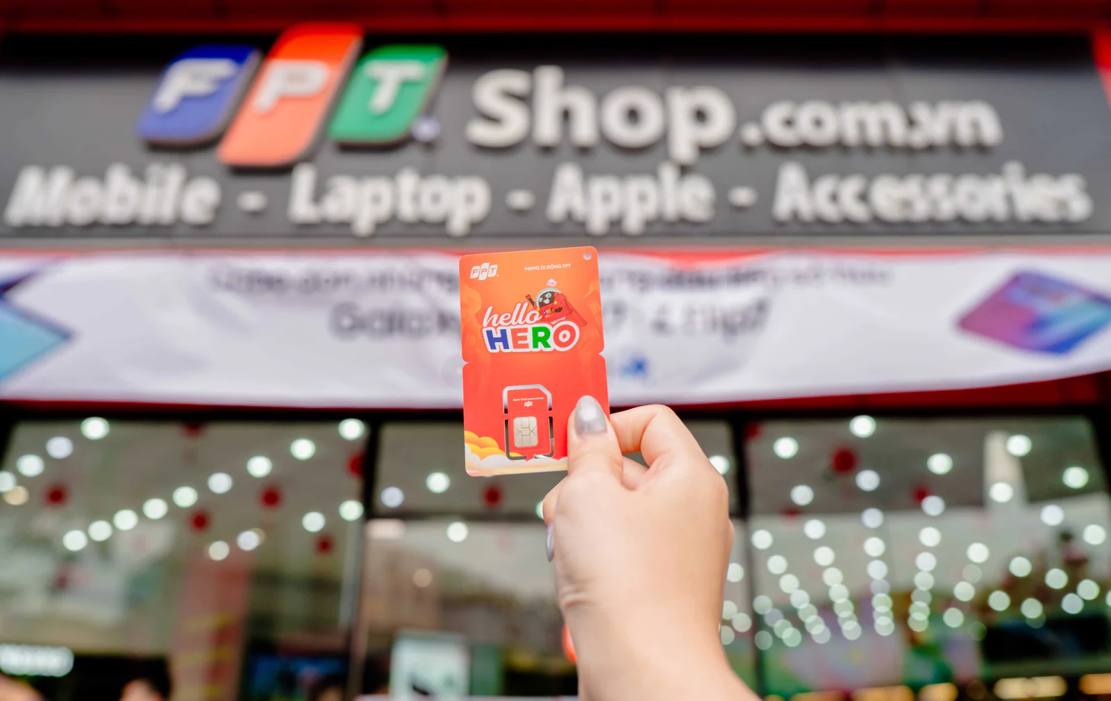 FPT Shop tiên phong kích hoạt SIM chính chủ trên VNeID