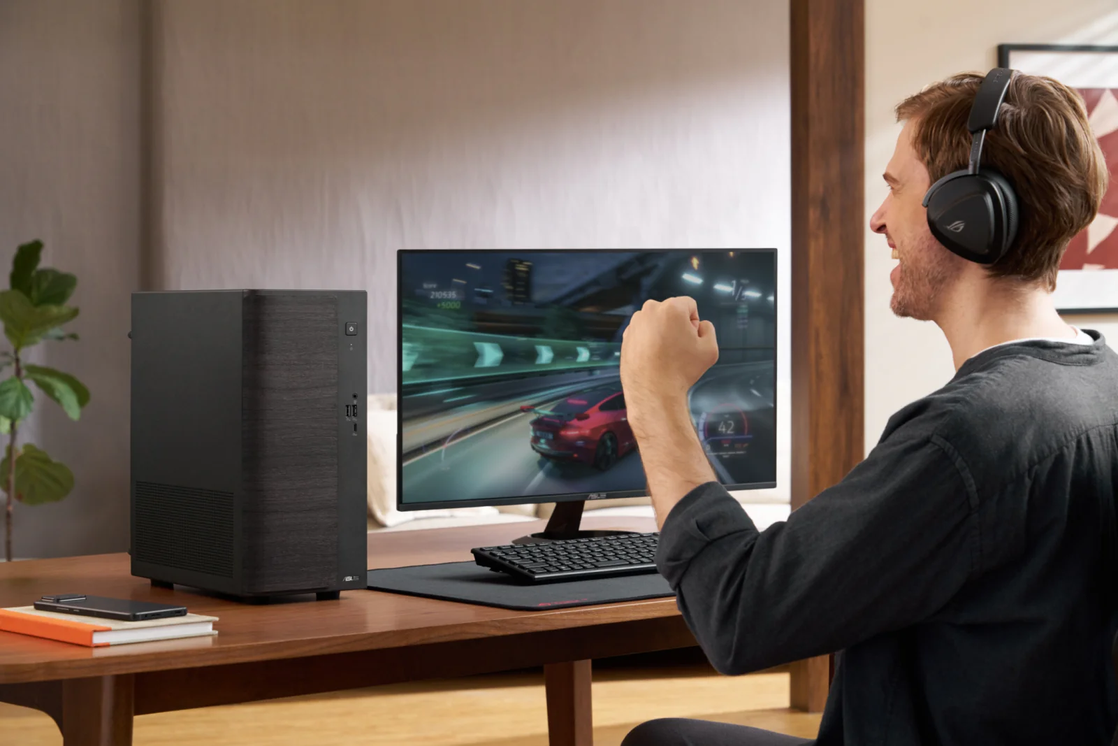 ASUS ra mắt dòng máy tính để bàn ASUS V501