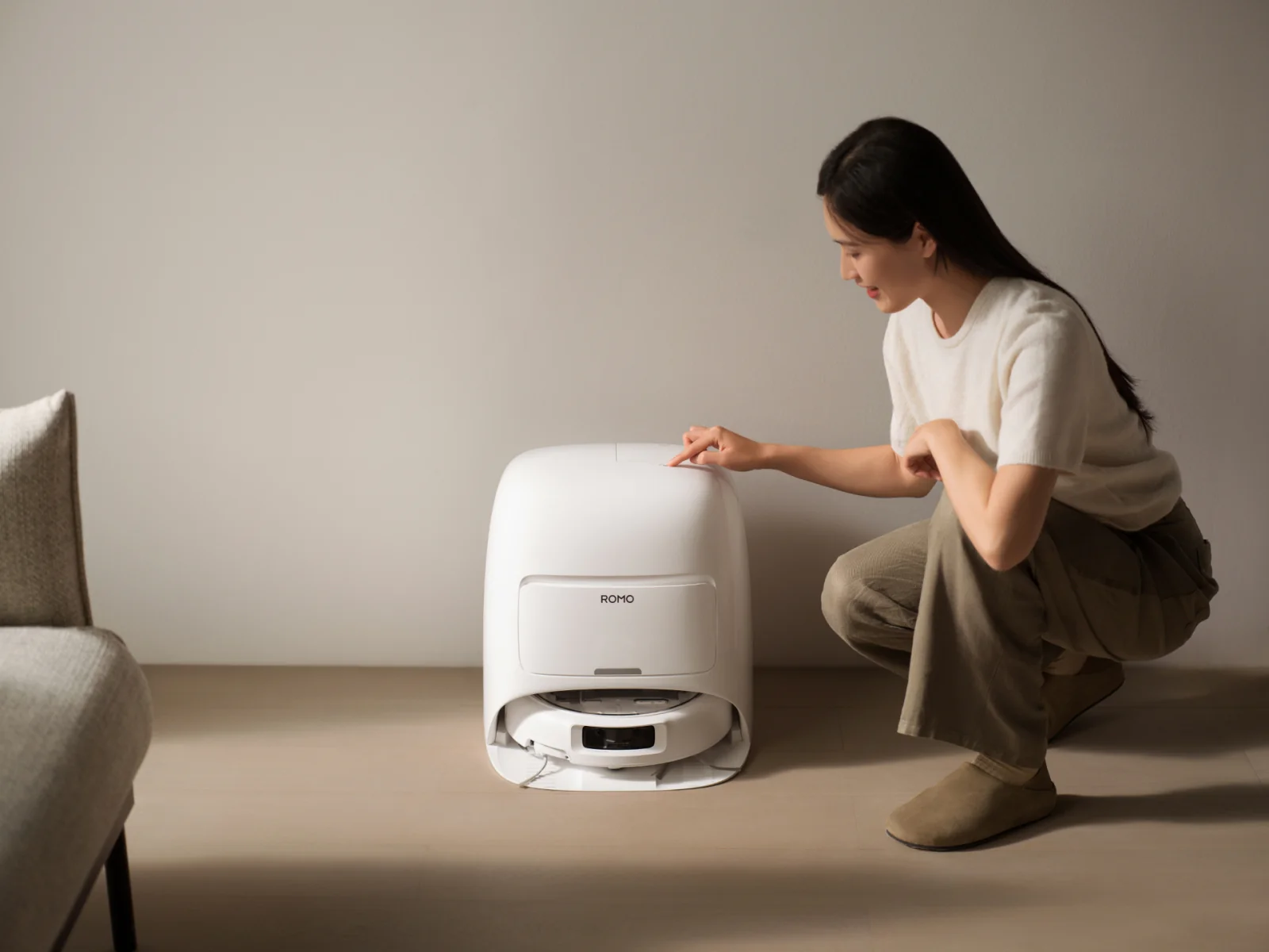 DJI trình làng robot hút bụi Romo, đánh dấu bước vào thị trường gia dụng