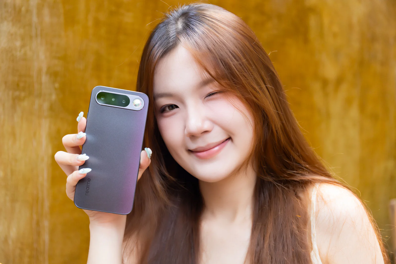 Đánh giá realme 16 5G: Gương selfie và AI Edit Genie 2.0 đầy tiện dụng