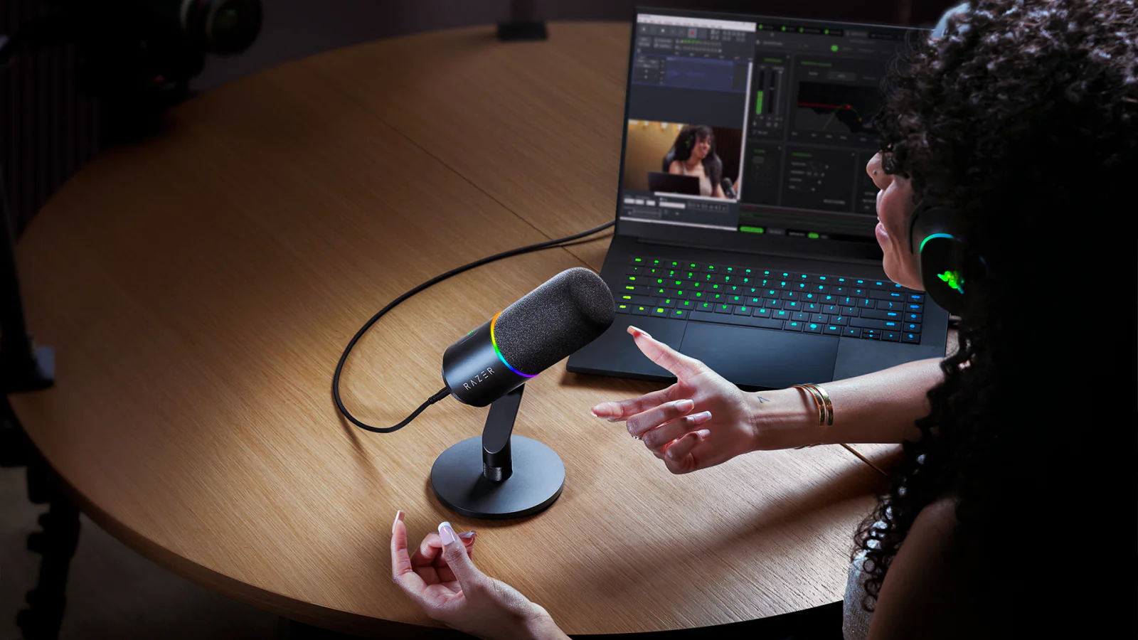 Razer Seiren V3 Pro: Micro mới của Razer mang công nghệ phòng thu đến nhà sáng tạo nội dung