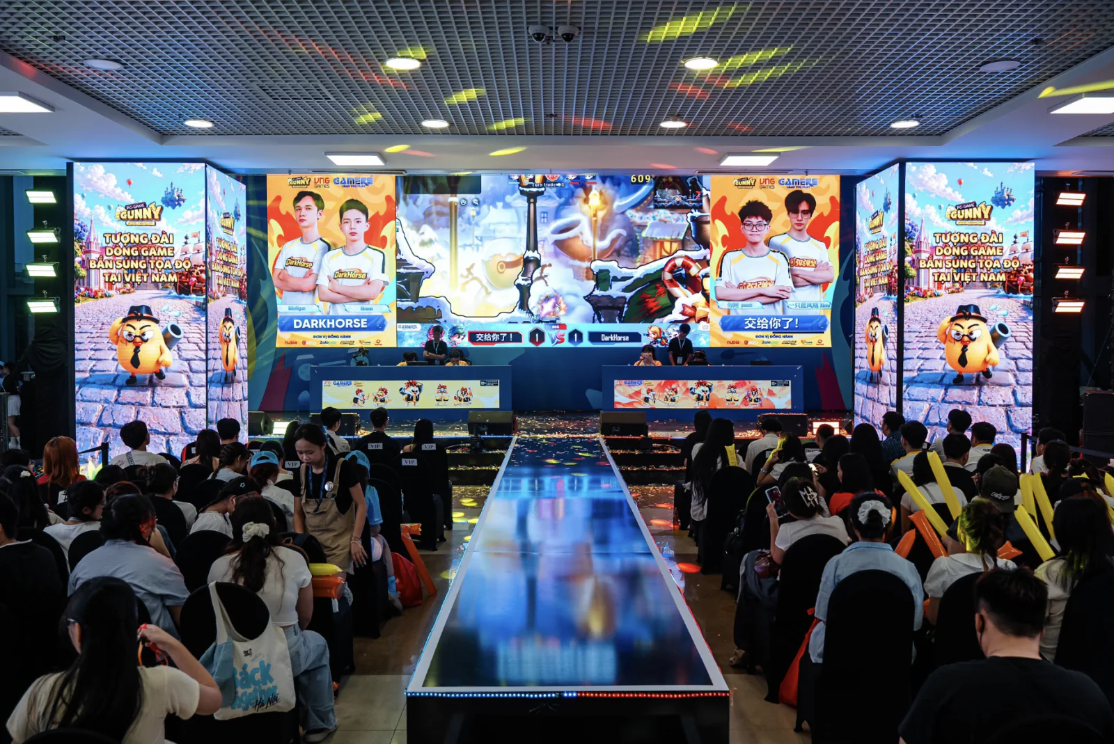 Vũ trụ Gunny khuấy đảo 'Gamers Lead The Play'