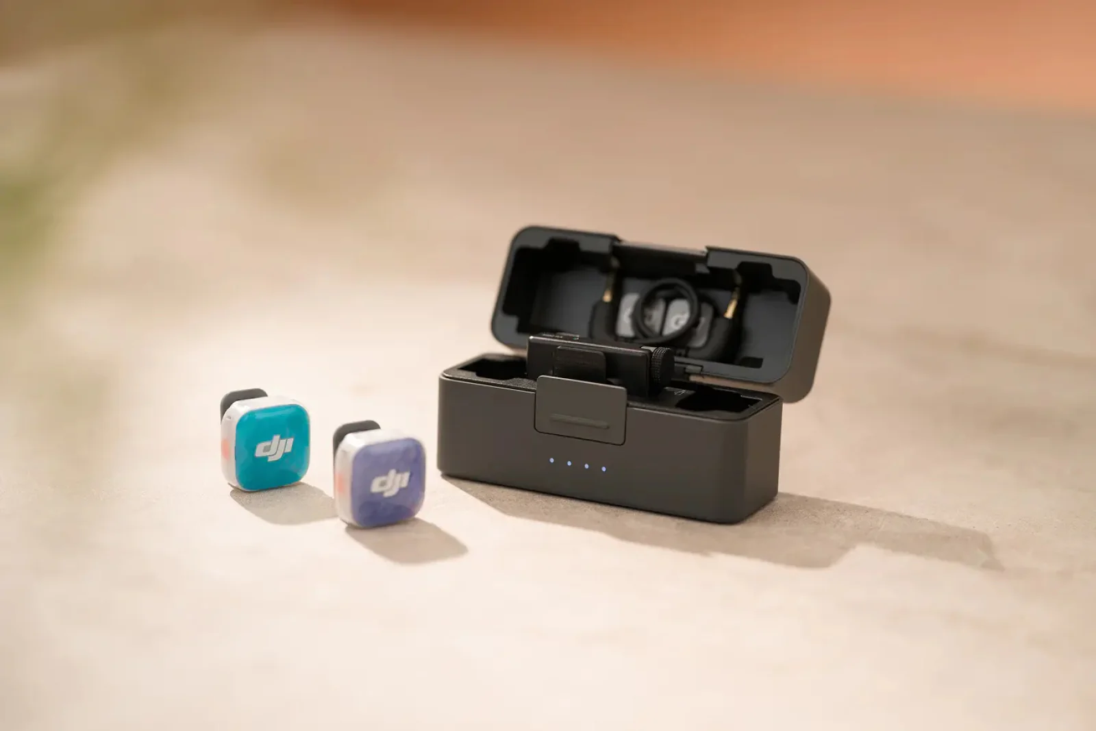 DJI ra mắt micro không dây Mic Mini 2S, nặng chỉ 12g