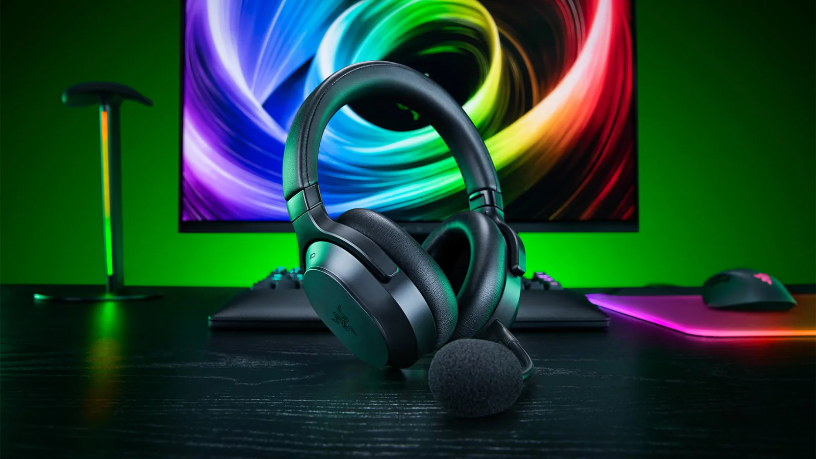 Điểm nhấn trên tai nghe không dây Razer Barracuda V2 Pro